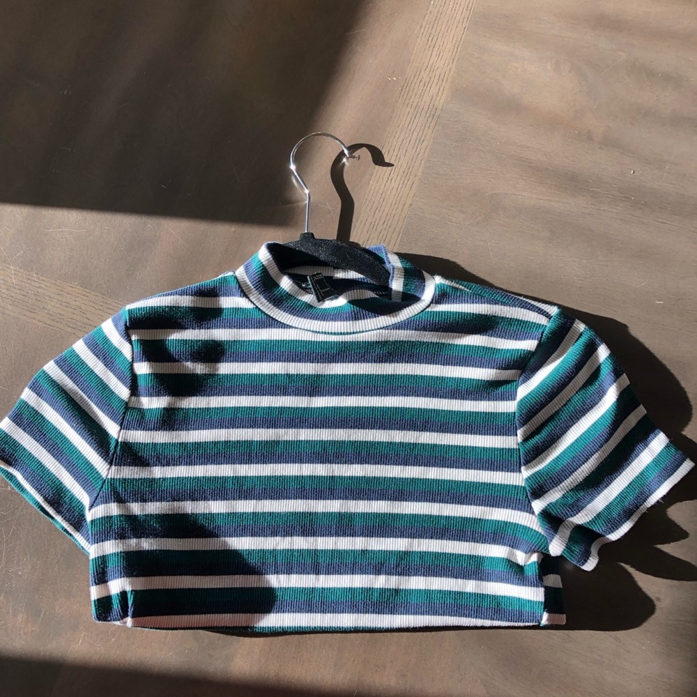 green, white and blue forever 21 stripped tee !